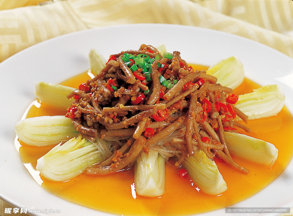 腊八豆蒸茶树菇