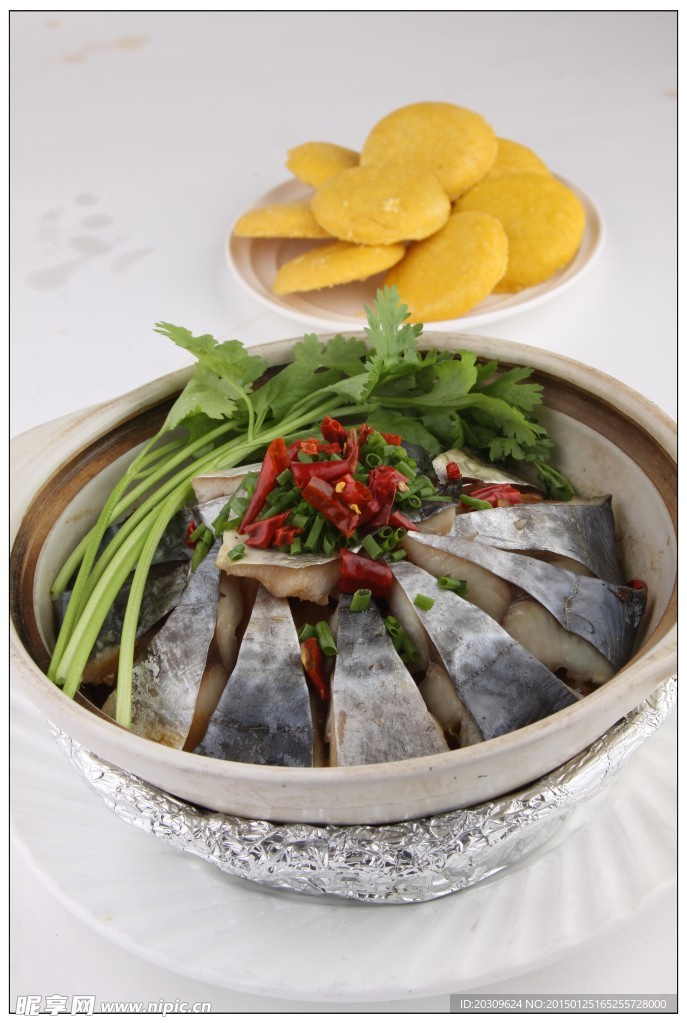 萝卜鲅鱼煲