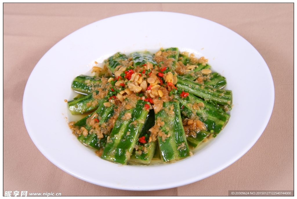 金蒜豆酱蒸丝瓜