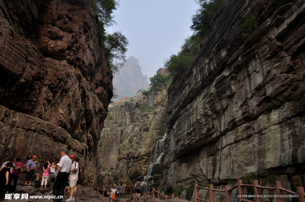 云台山红石峡