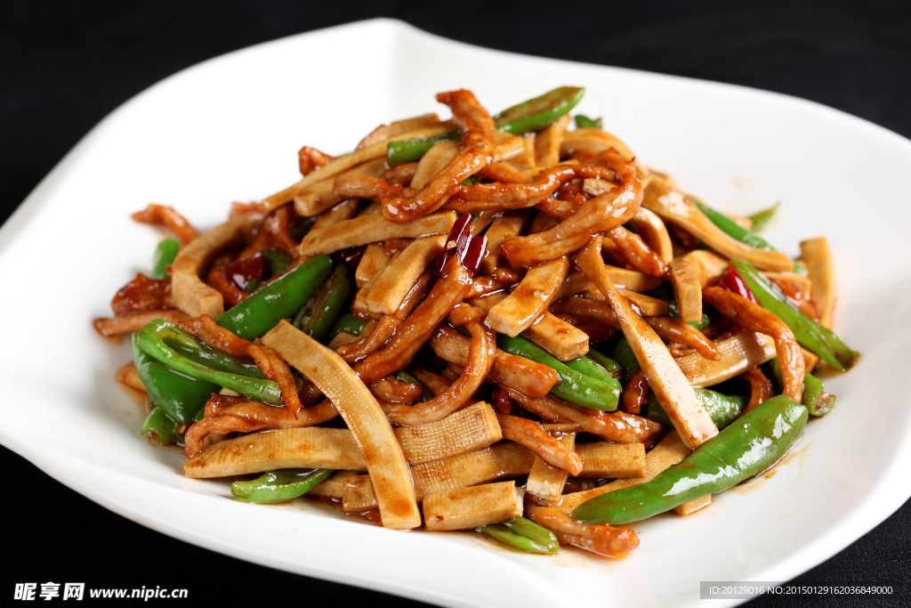 杭椒薄炒肉丝