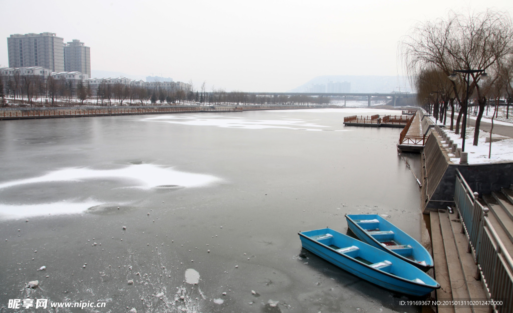 雪中公园