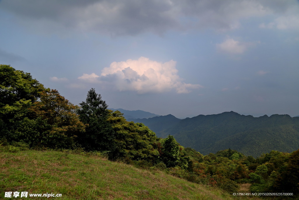 八排山