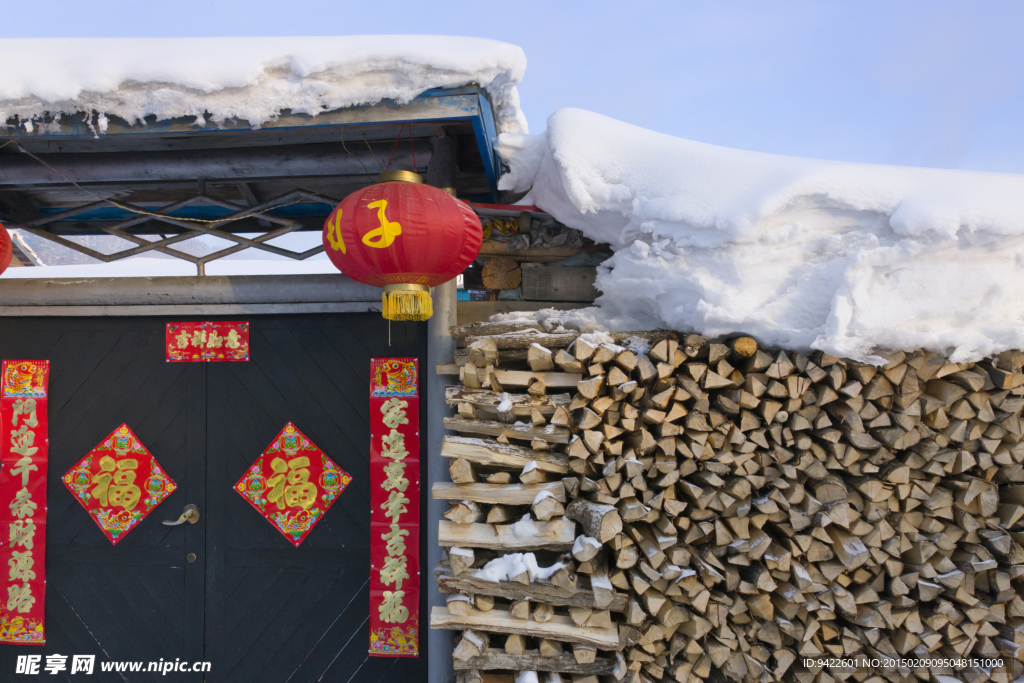房屋白雪