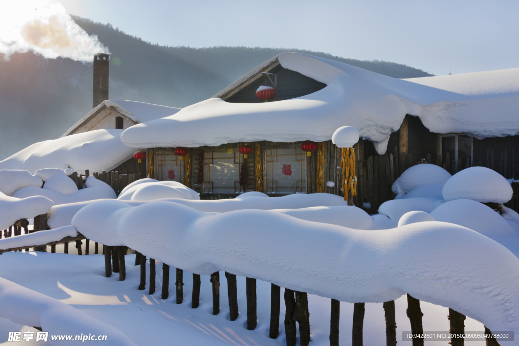 房屋白雪
