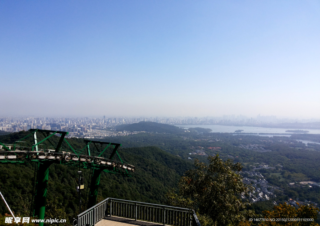 北高峰俯瞰杭州