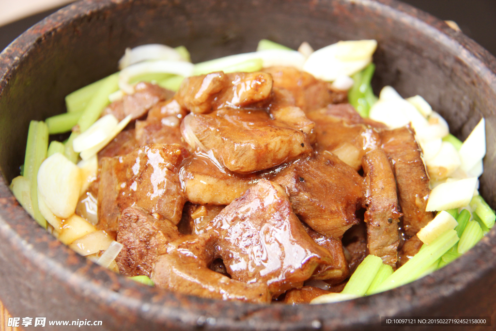 油焖豆腐