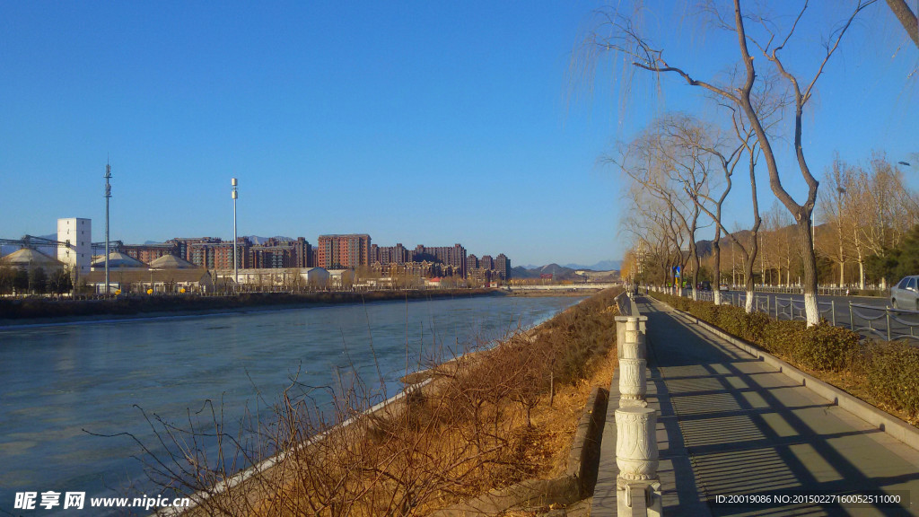 大河风景