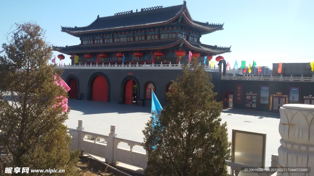 古建筑 中