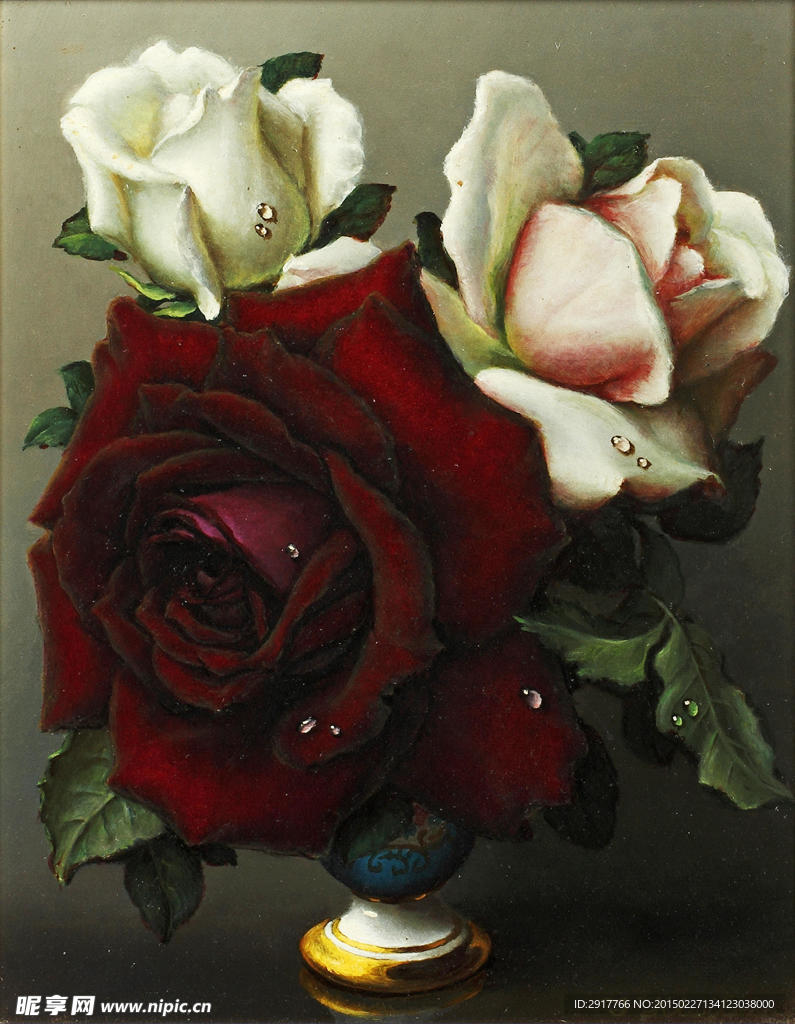 花瓶中的玫瑰
