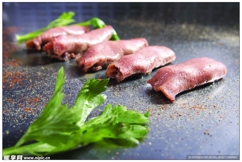 日式薄烧牛肉卷