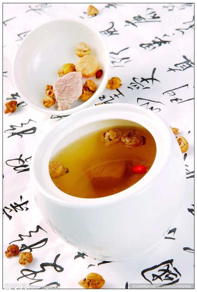 天山黄菇炖黄牛肉