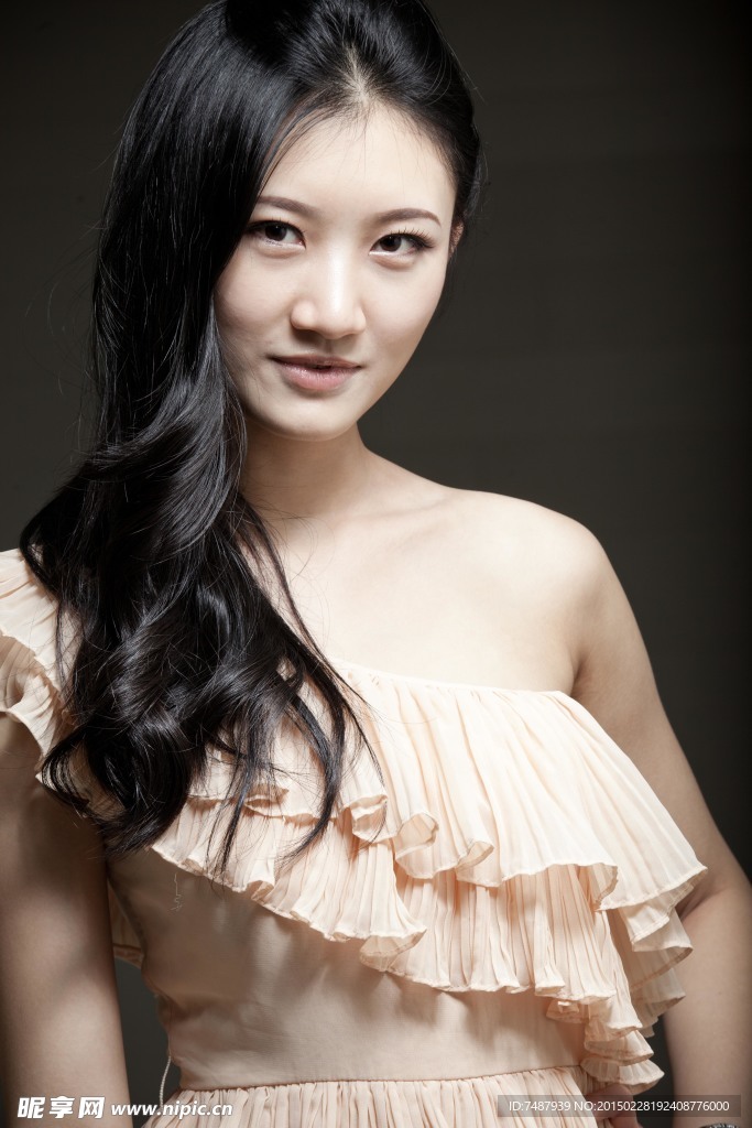 美女