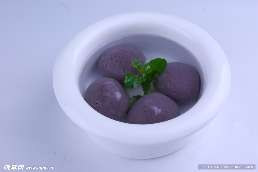 黑糯米汤圆