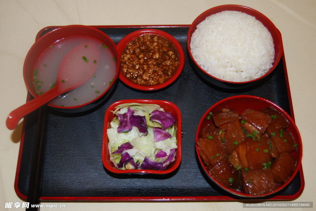 红烧肉饭