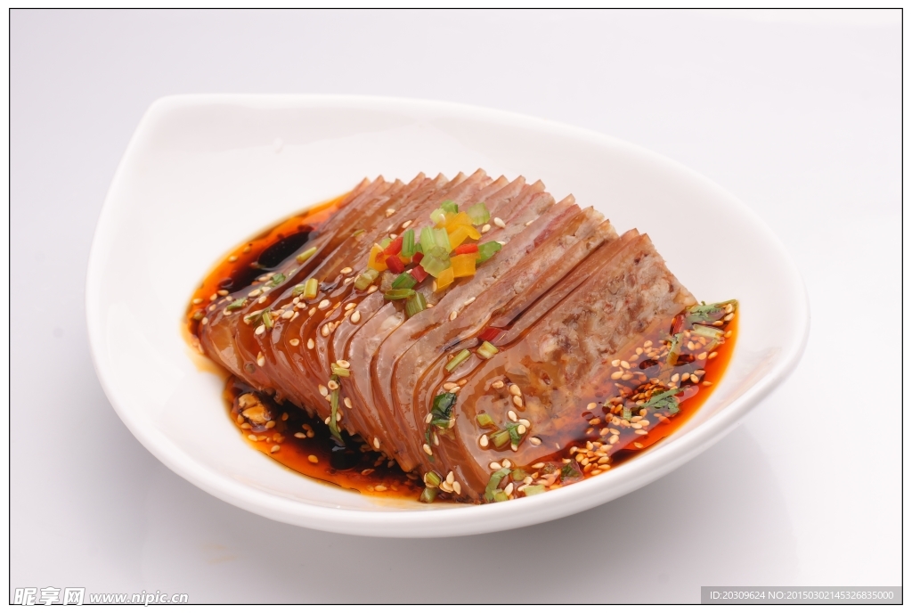 酱香肘花