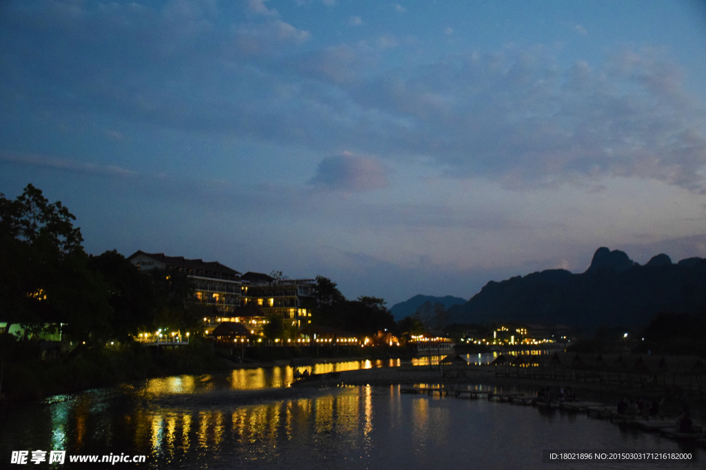 湄公河夜晚