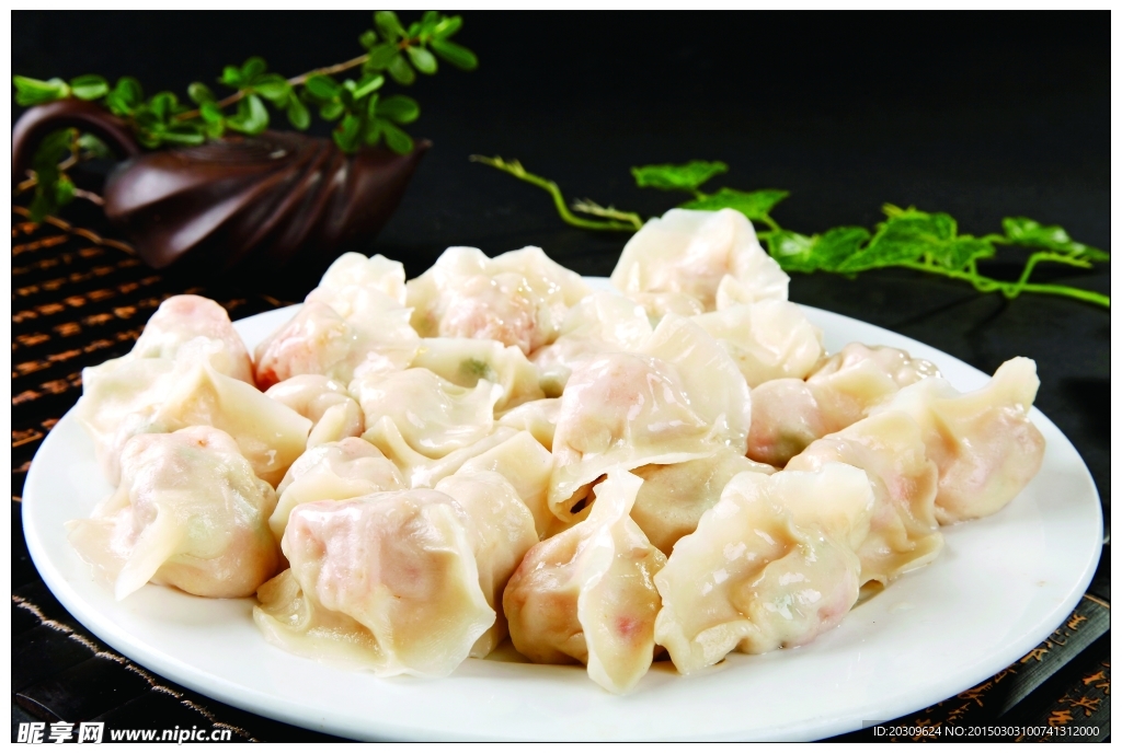 鸡蛋西红柿饺子