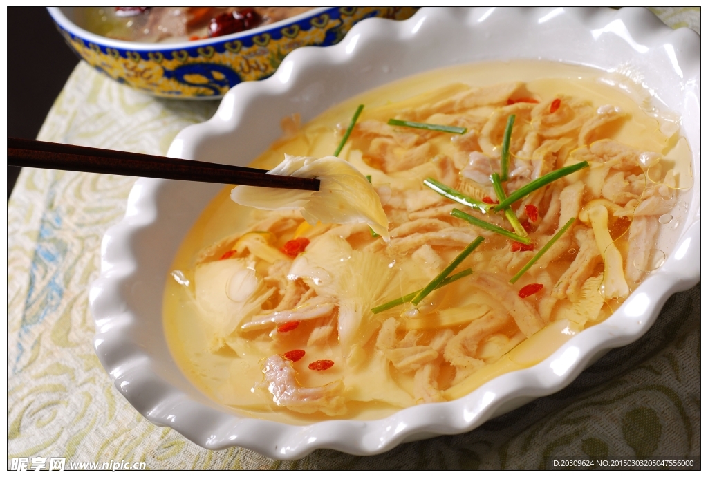菌汤兔柳