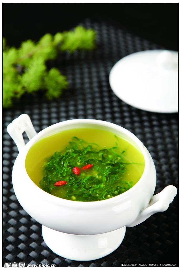 浓汤煮菜心