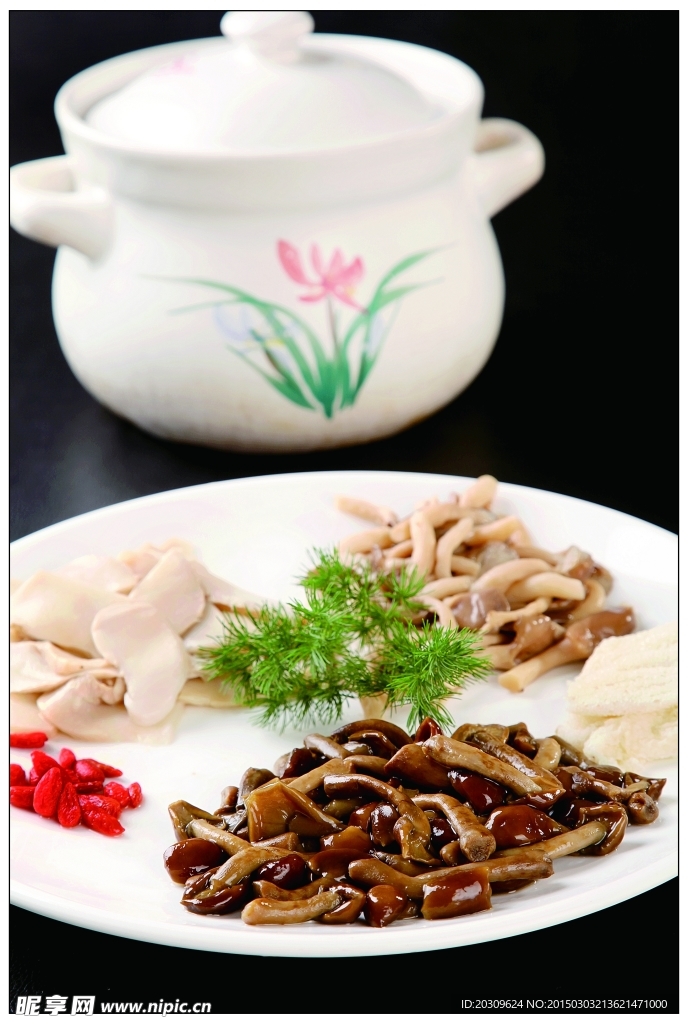 什锦菌汤