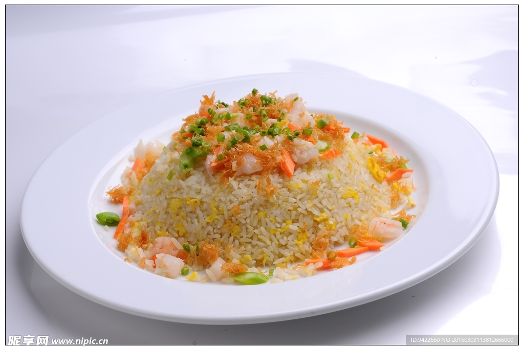 瑶柱鲜虾炒饭