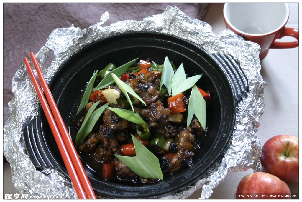 浏阳豆豉子鸡煲