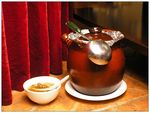 羊肚菌煲乳鸽