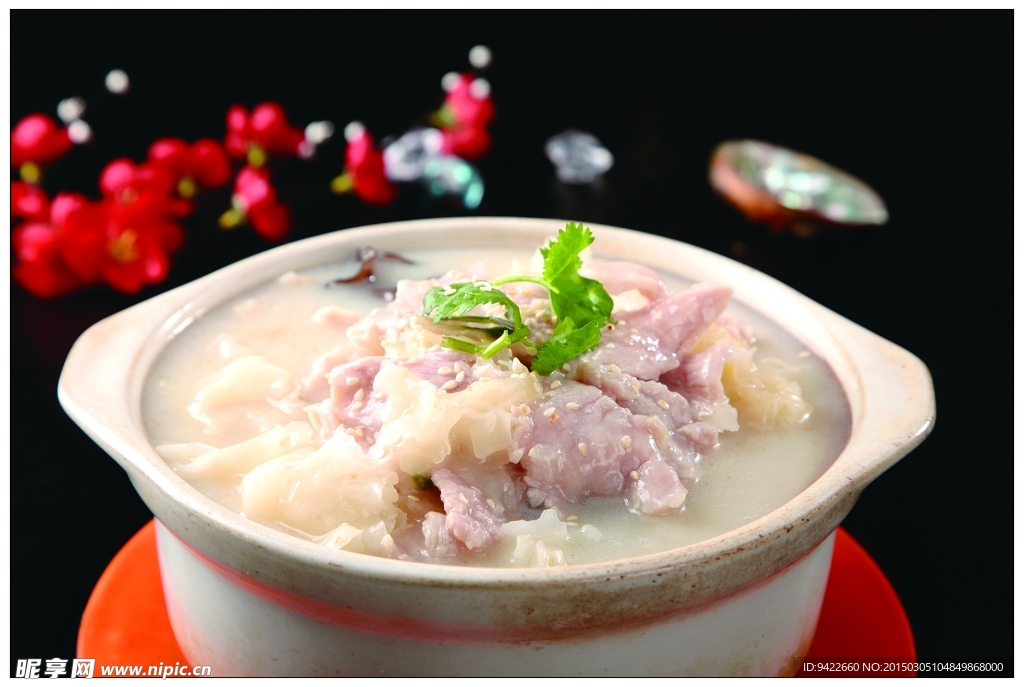 水滑肉砂锅