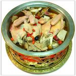 三珍煲乳鸽