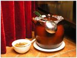 羊肚菌煲乳鸽
