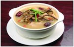 茶树菇土鸡煲