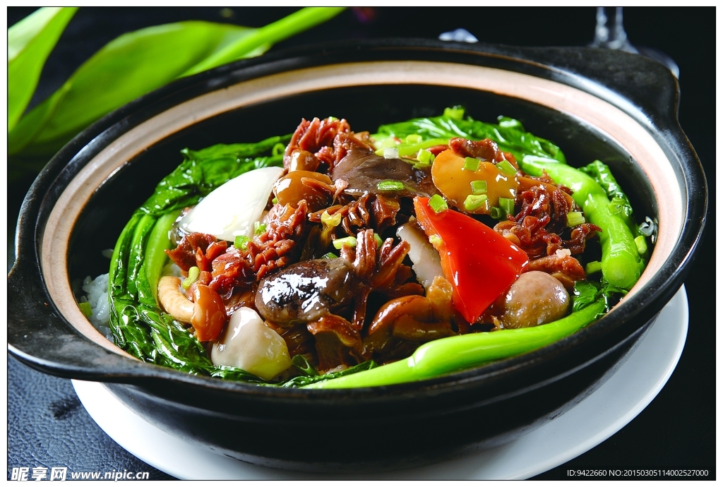 鼓角小排煲仔饭