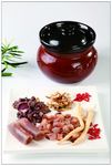 极品红菌煲牛鞭