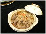 沙茶金菇牛肉煲