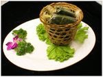 笋干老鸭煲