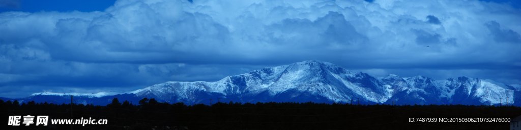 雪山