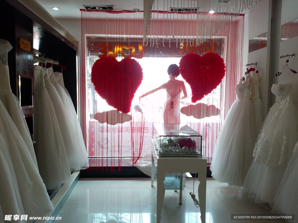 婚纱店一角