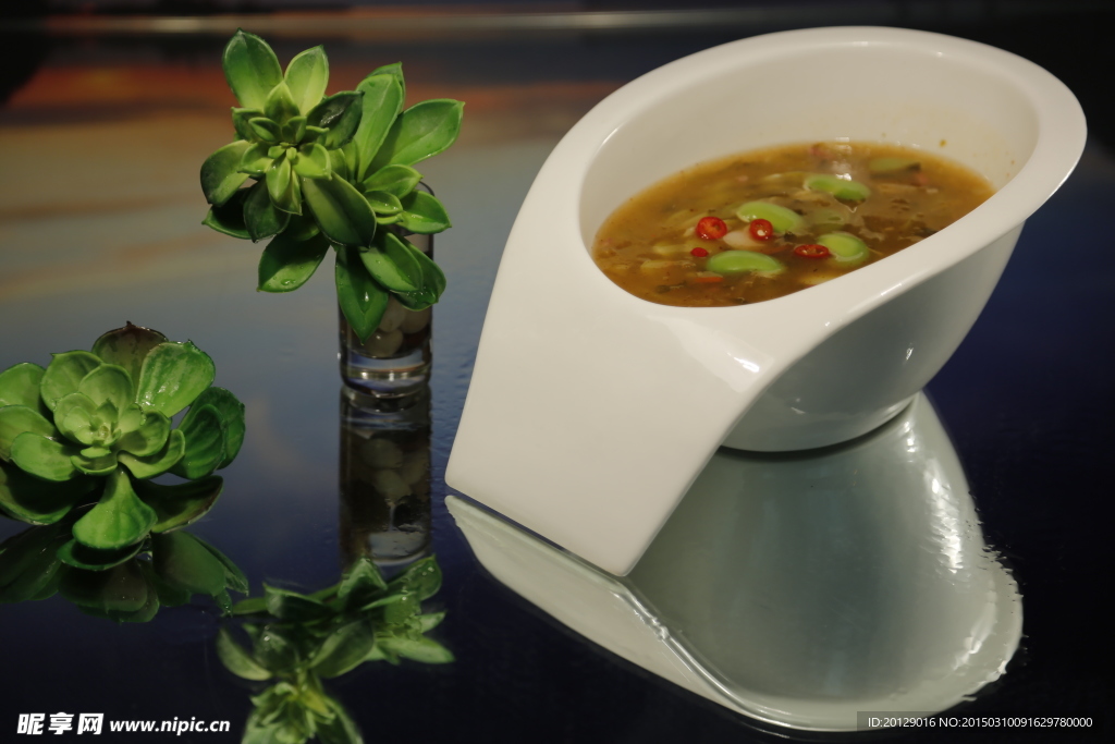 腌菜烩荷包豆