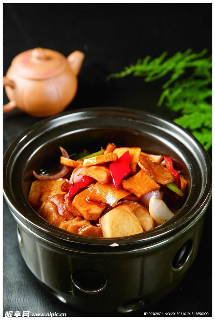 石锅鲍鱼菇