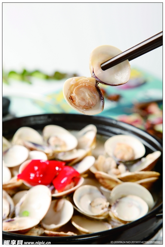 豆腐芋仔煮饺蛤