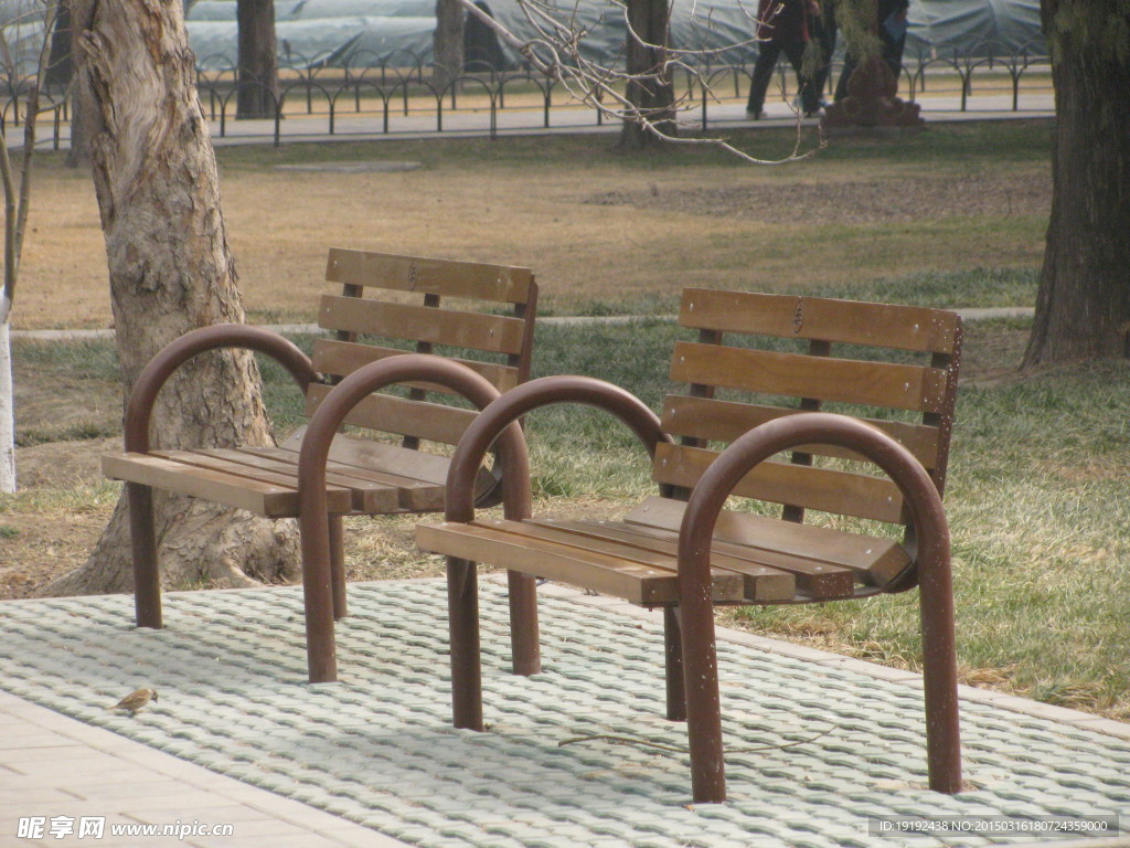 公园木椅