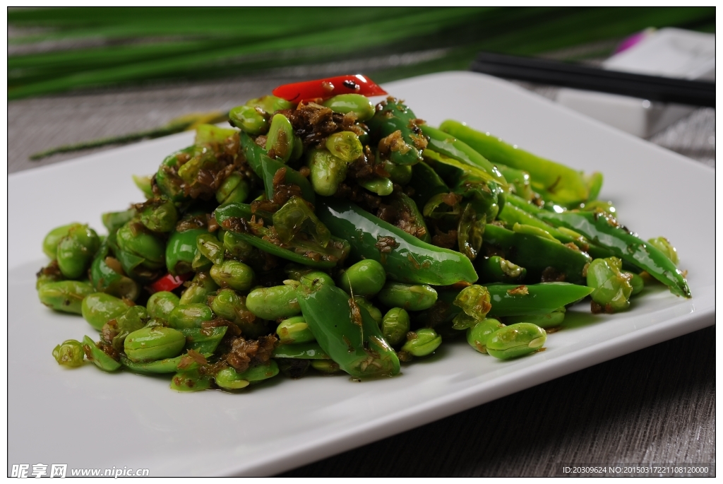 笃菜尖椒毛豆