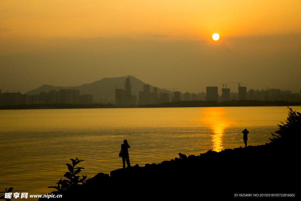 海边夕阳