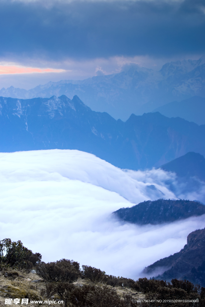贡嘎雪山