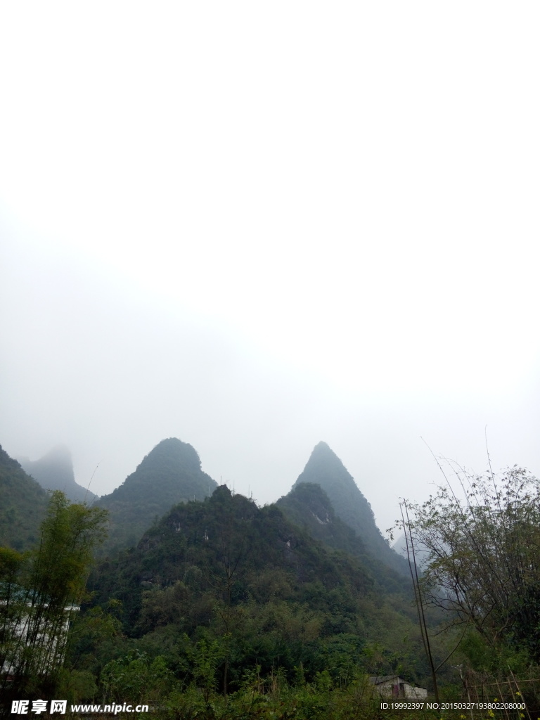 家乡的山