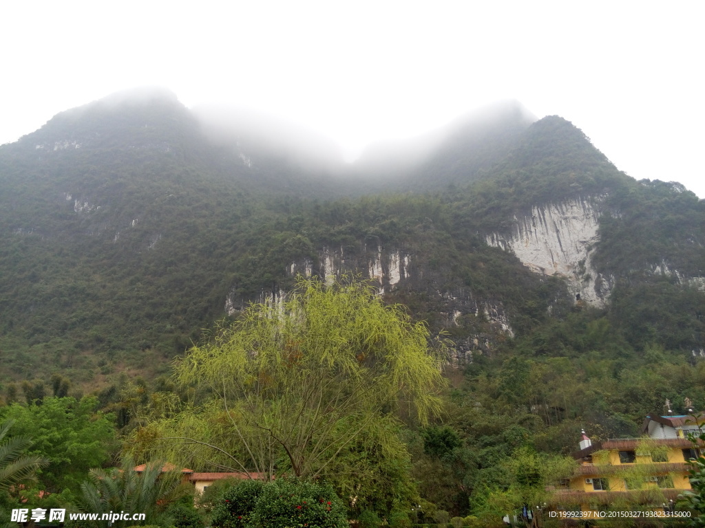 家乡的山