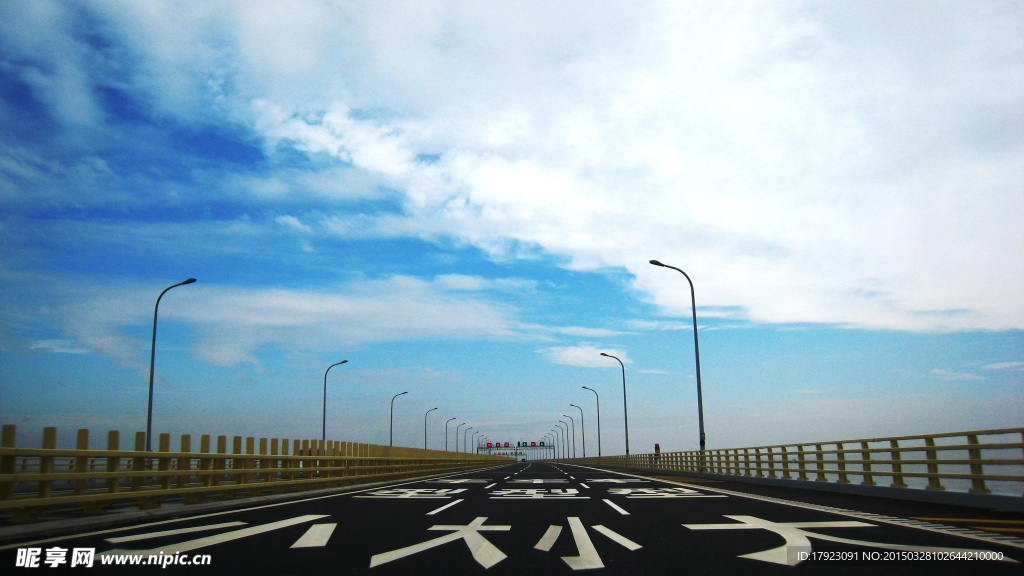 宁波东钱湖跨海大桥