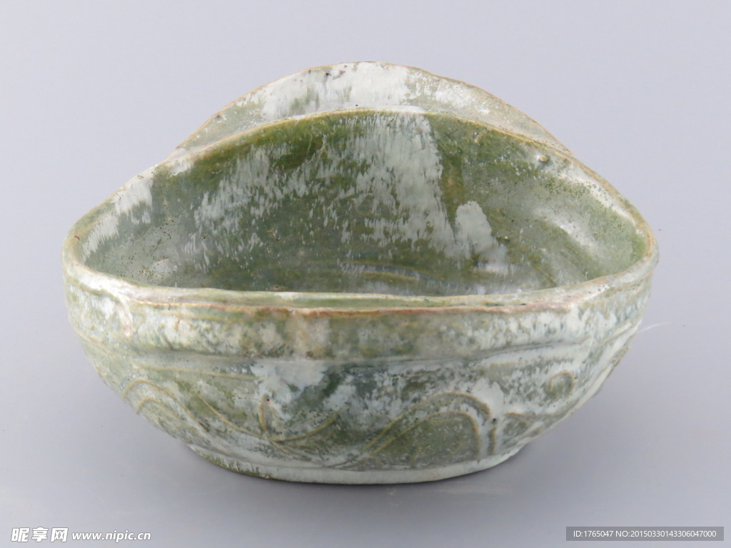緑釉陶碗