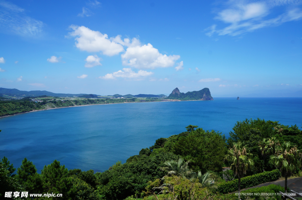 碧海蓝天